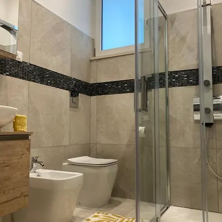Neptune Apartament *